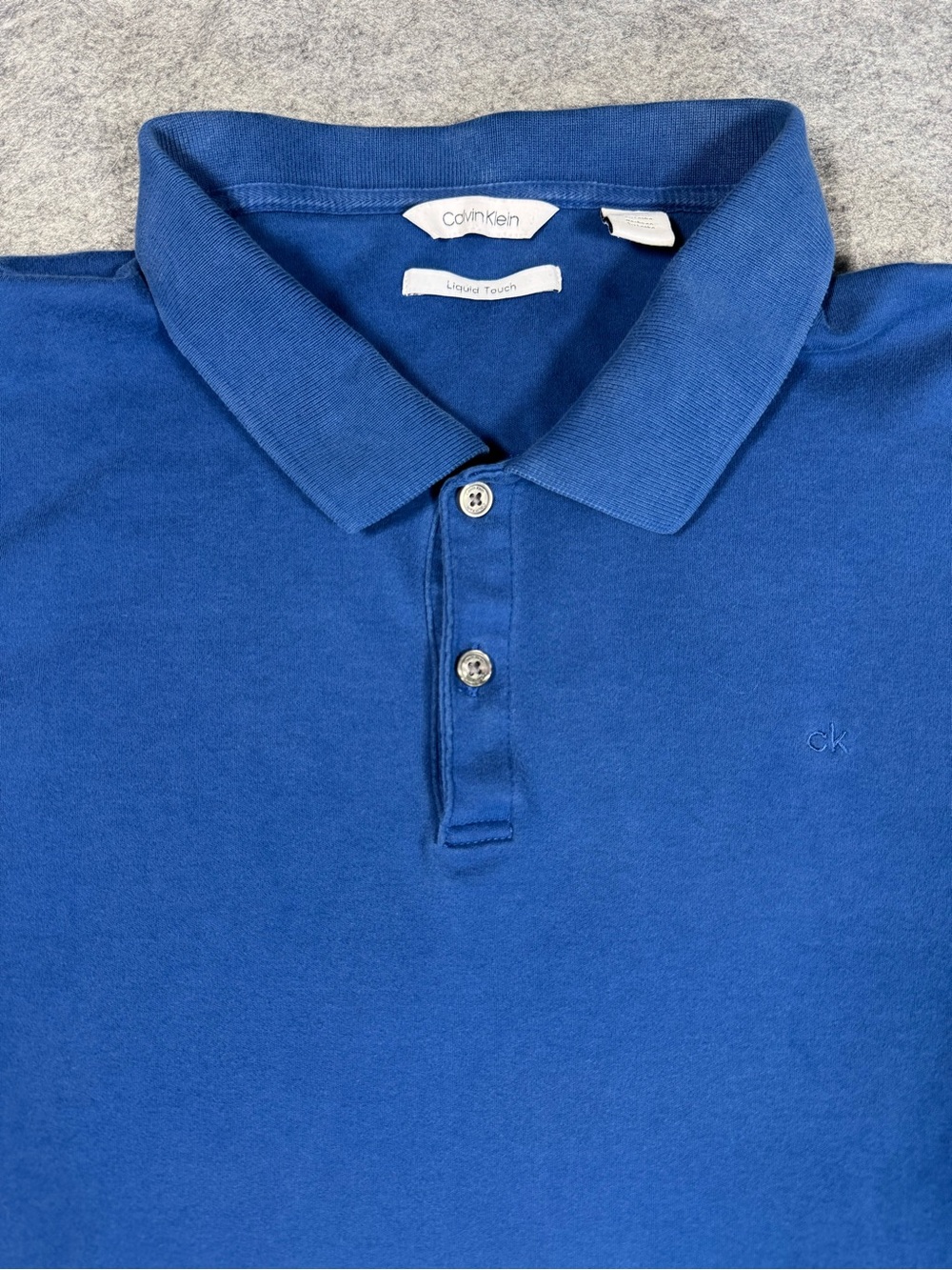 Calvin Klein Liquid Touch Men’s Short Sleeve Polo Shirt Size: XL (Blue)